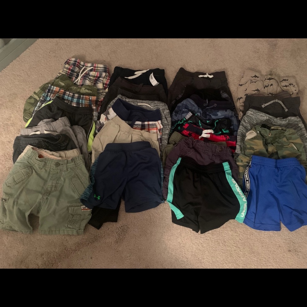 Lot of 2T boys shorts